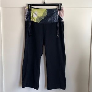 Lululemon flare 3/4 yoga pants